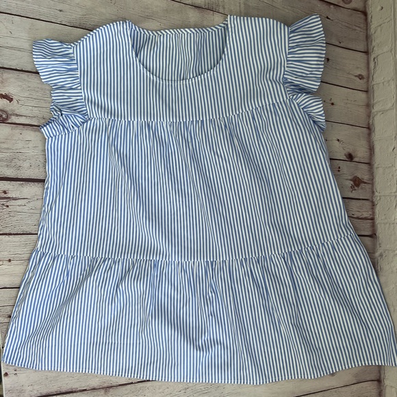 Women’s‎ Ruffle Sleeve Top - Picture 2 of 6